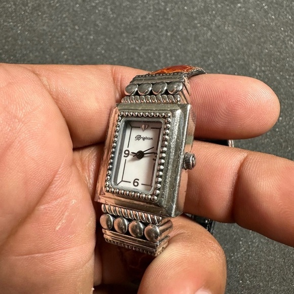 Brighton Taxco Ladies Silver Tone Quartz Watch Working With New Battery - Picture 2 of 8